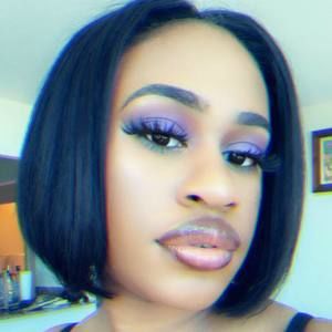 Meet your Posher, Lila